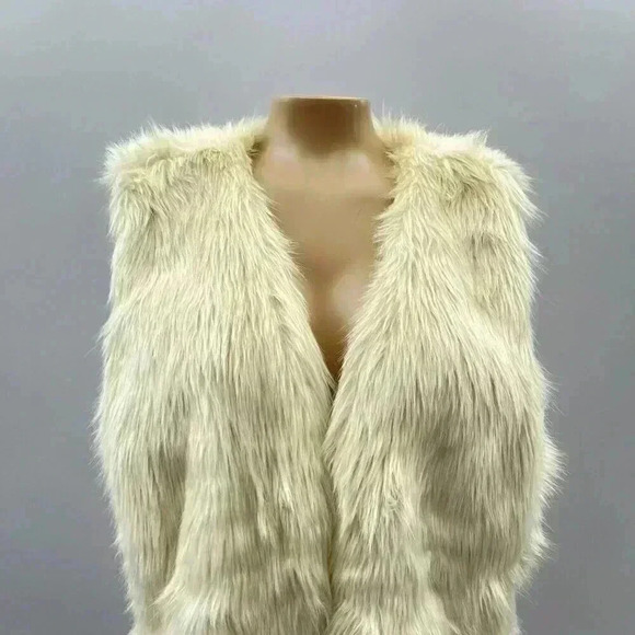 Faux Fur Vest Size M Oversized Cream Shaggy Glam Boho Streetwear Winter Cabin - Picture 7 of 9